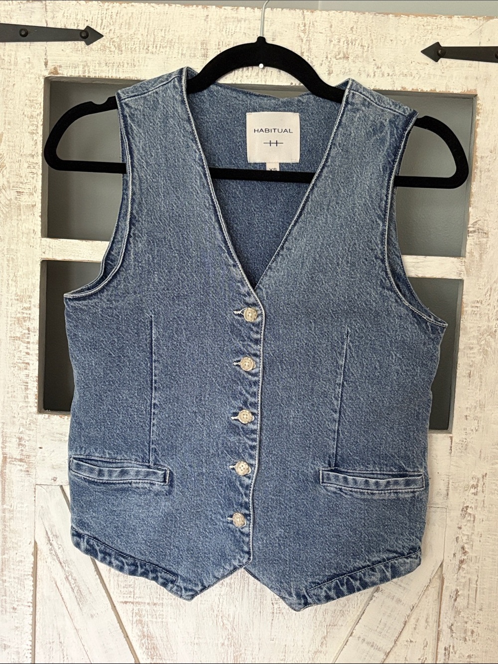 Women’s Habitual Denim Button Down Vest